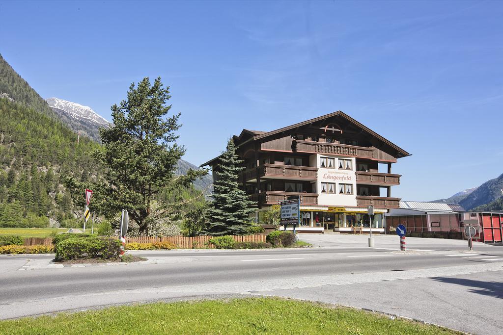 Appartementhaus Laengenfeld Exterior photo